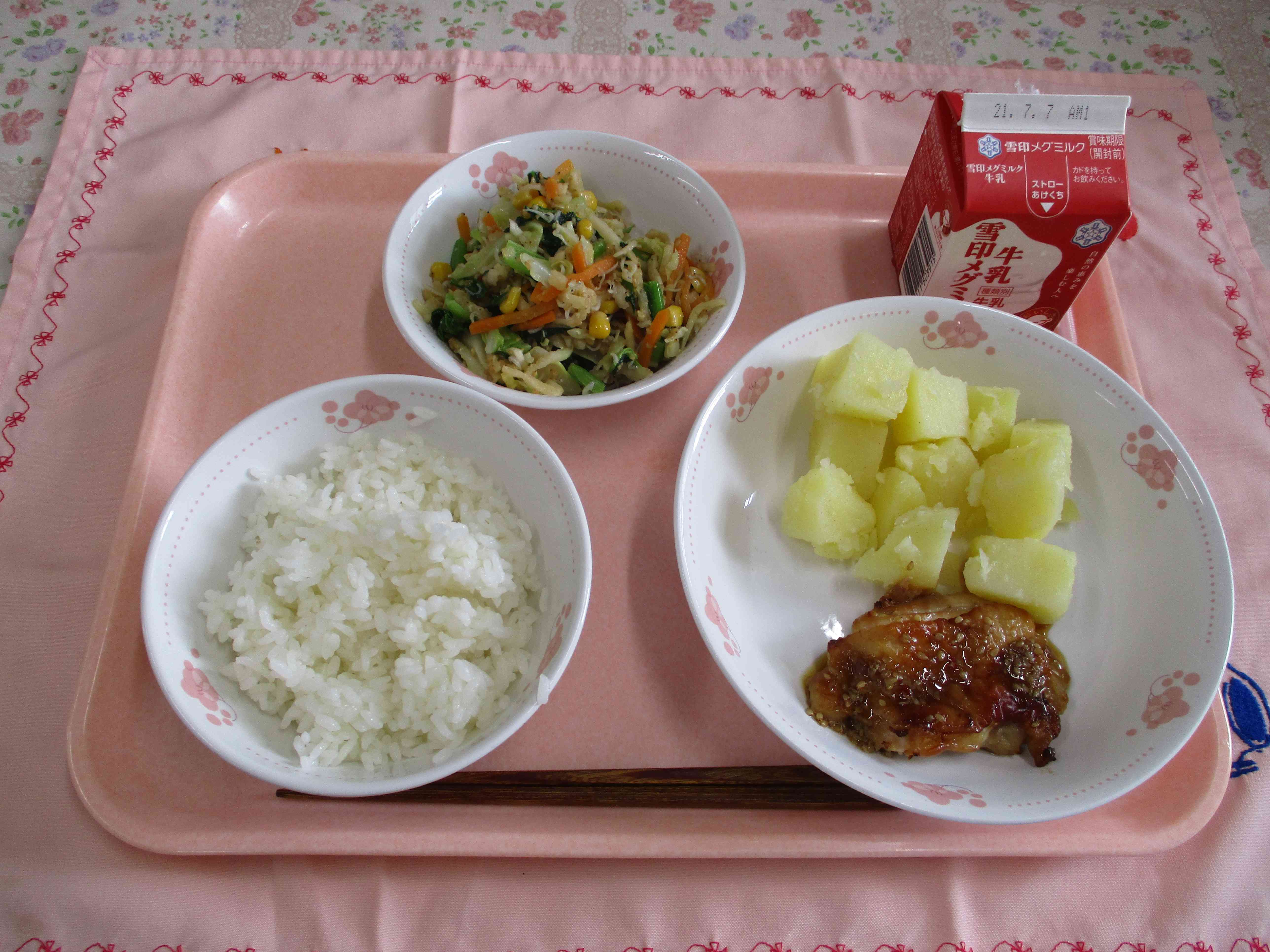 令和３年度給食情報 江東区立小名木川小学校